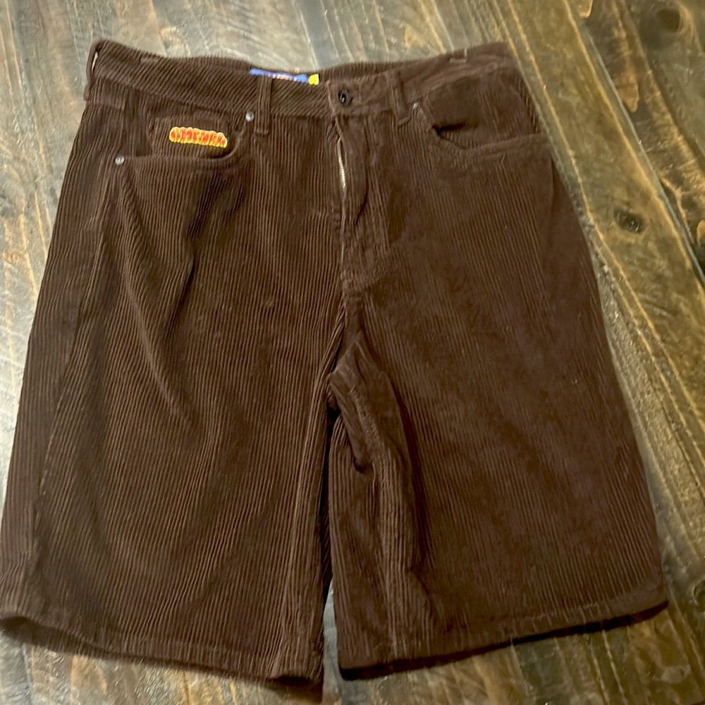EMPYRE BROWN CORDUROY BAGGY SHORTS SIZE 32